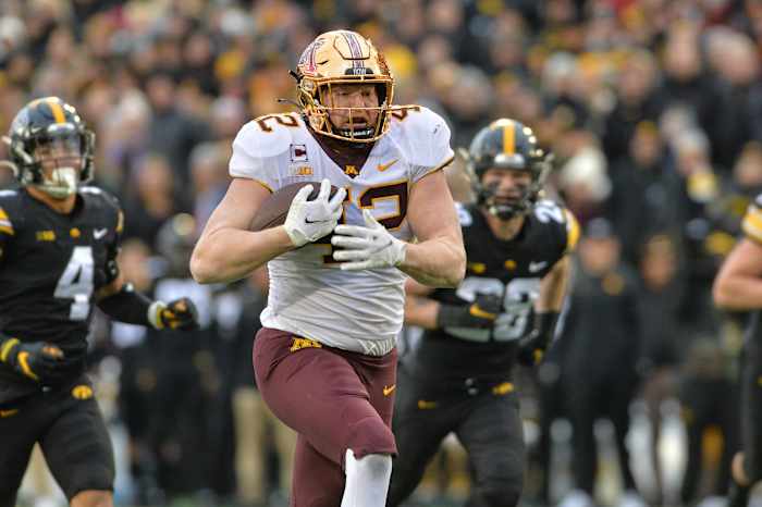 106F7EB0-4CE9-4D00-8961-1F1330FF9CFC